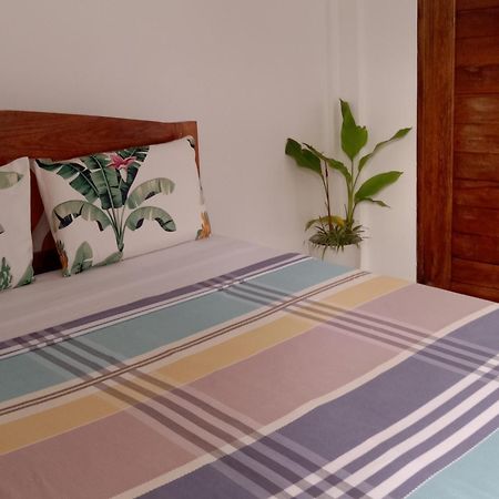 Vincent Lloyd'S Guestroom 圣维森特 外观 照片