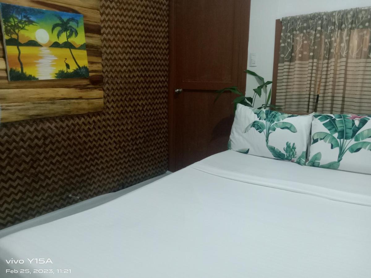 Vincent Lloyd'S Guestroom 圣维森特 外观 照片